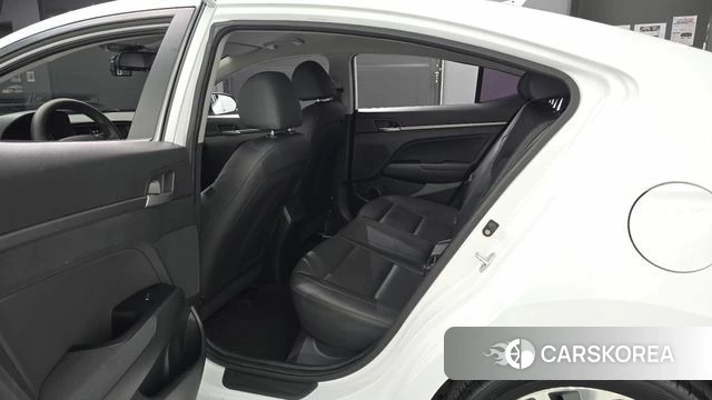 Hyundai Avante AD 2018 Белый из Кореи, фото 2