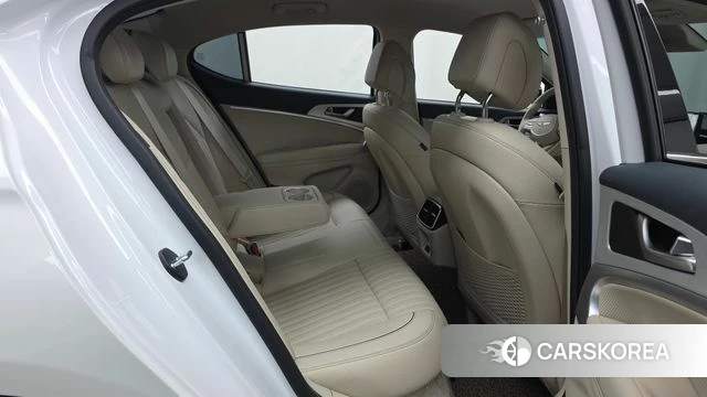 Genesis The New G70 2024 Белый из Кореи, фото 2