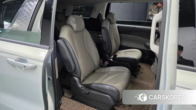 Kia The New Carnival 4th Generation 2024 Серебряный из Кореи, фото 2