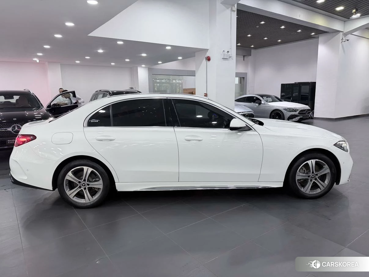Mercedes-Benz C-class 2021 Белый из Китая, фото 2