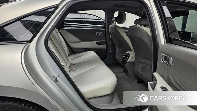 Hyundai Ionic 6 2022 Серебряный из Кореи, фото 2