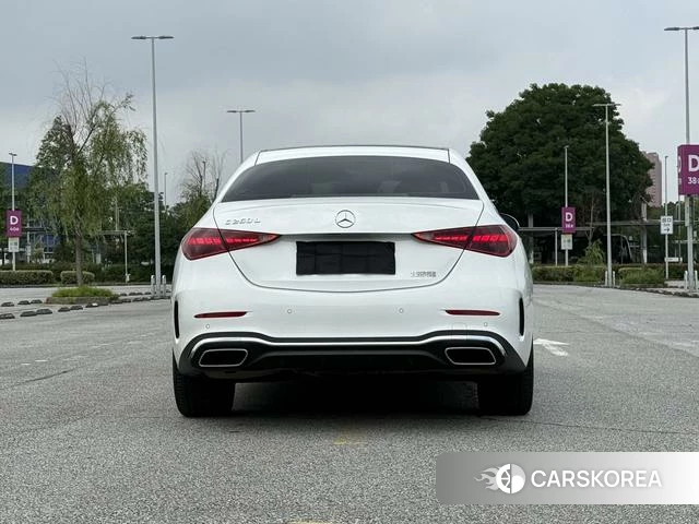 Mercedes-Benz C-class 2025 Белый из Китая, фото 2