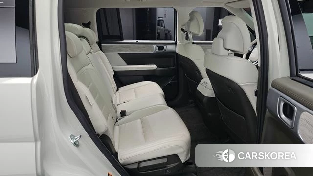 Hyundai Santa Fe (MX5) 2024 Жемчужный цвет из Кореи, фото 2