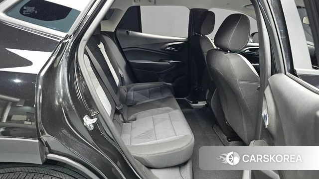 Chevrolet (GM Daewoo) Trax Crossover 2026 Черный из Кореи, фото 2