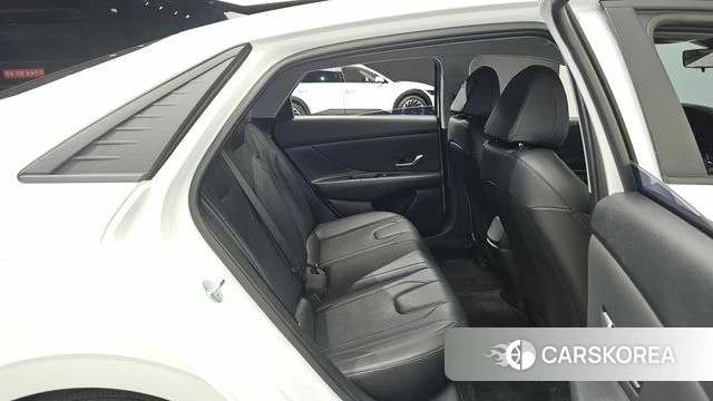 Hyundai Avante (CN7) 2023 Белый из Кореи, фото 2