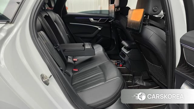 Audi A6 (C8) 2019 Белый из Кореи, фото 2