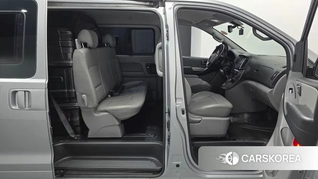 Hyundai The New Grand Starex 2019 Серебряный из Кореи, фото 2