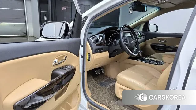 Kia The New Carnival 2018 Белый из Кореи, фото 2