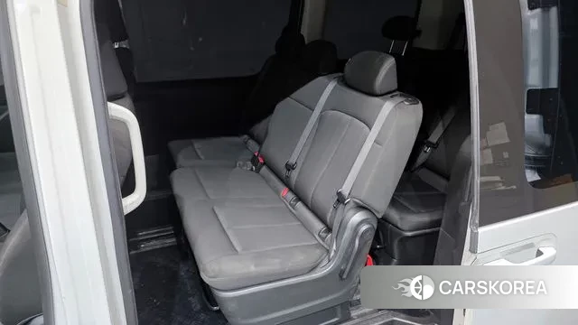 Hyundai Staria 2022 Белый из Кореи, фото 2