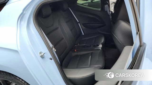 Hyundai Veloster (JS) 2019 Светло-серебряный цвет из Кореи, фото 2