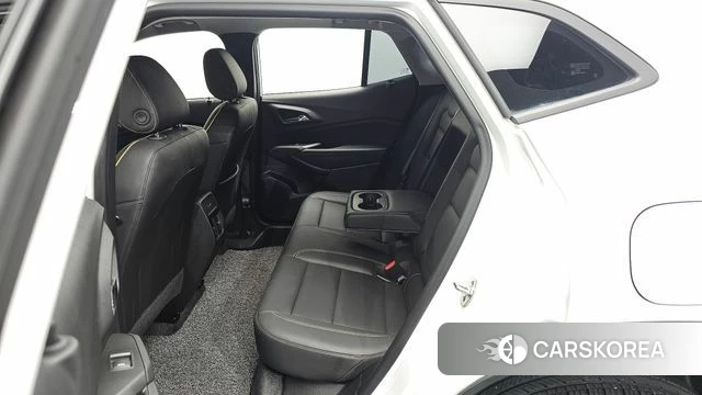 Chevrolet (GM Daewoo) Trax Crossover 2024 Белый из Кореи, фото 2