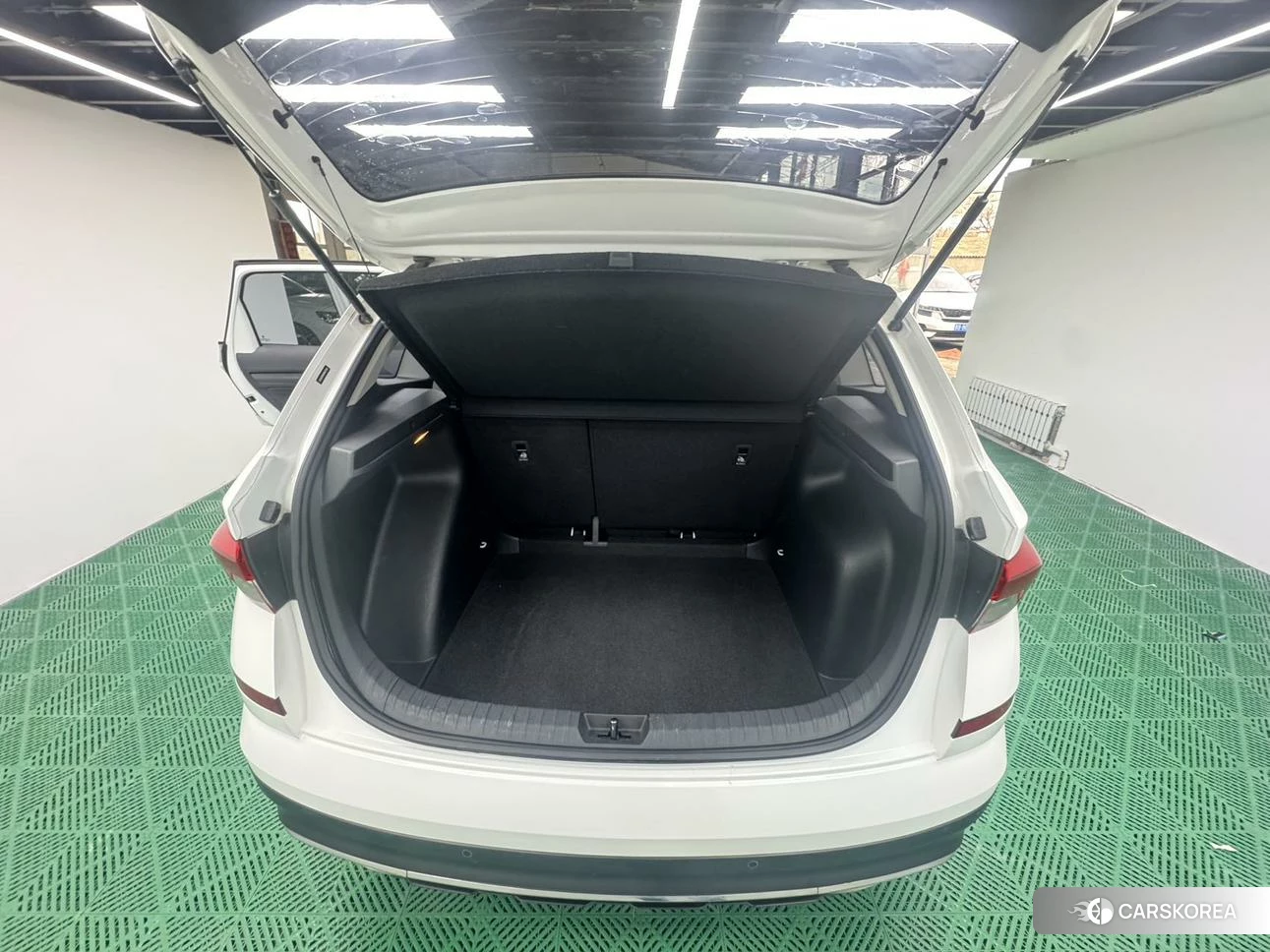 Skoda Kamiq 2021 Белый из Китая, фото 2