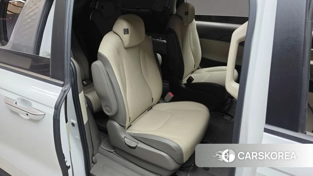 Kia Carnival 4th generation 2022 Белый из Кореи, фото 2