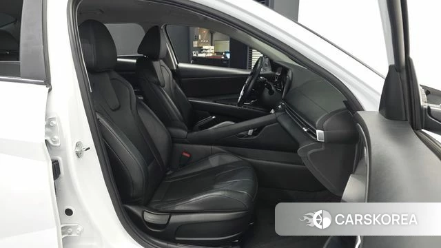 Hyundai Avante (CN7) 2021 Белый из Кореи, фото 2
