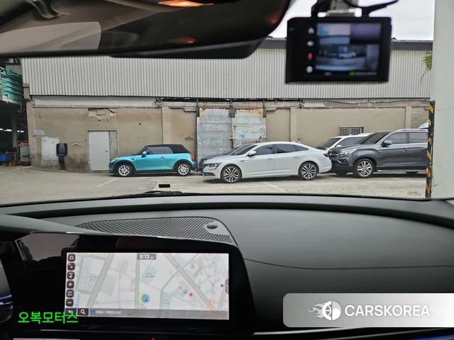 Hyundai The New Avante (CN7) 2023 Белый из Кореи, фото 2