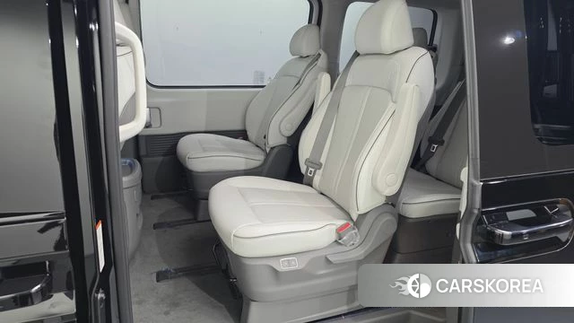 Hyundai Staria 2021 Черный из Кореи, фото 2
