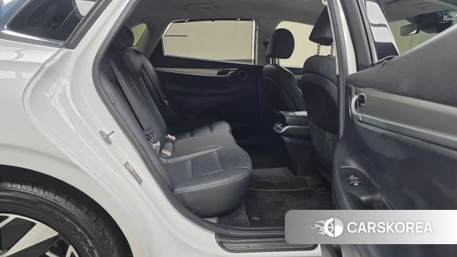 Hyundai The New Grandeur IG Hybrid 2022 Белый из Кореи, фото 2