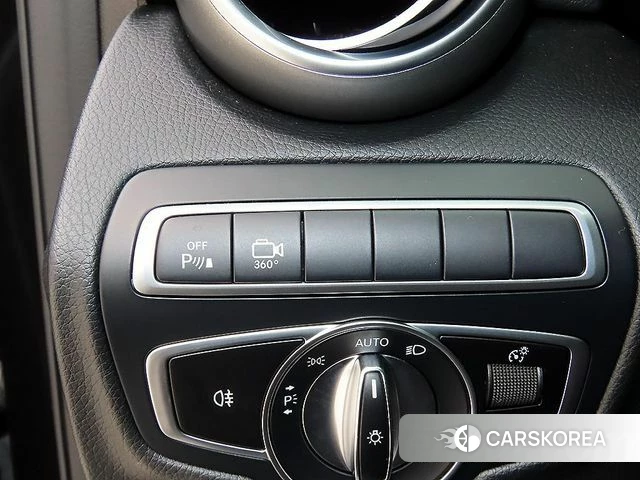 Mercedes-Benz GLC-Class X253 2019 Черный из Кореи, фото 2