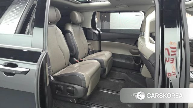 Kia The New Carnival 4th Generation 2023 Черный из Кореи, фото 2