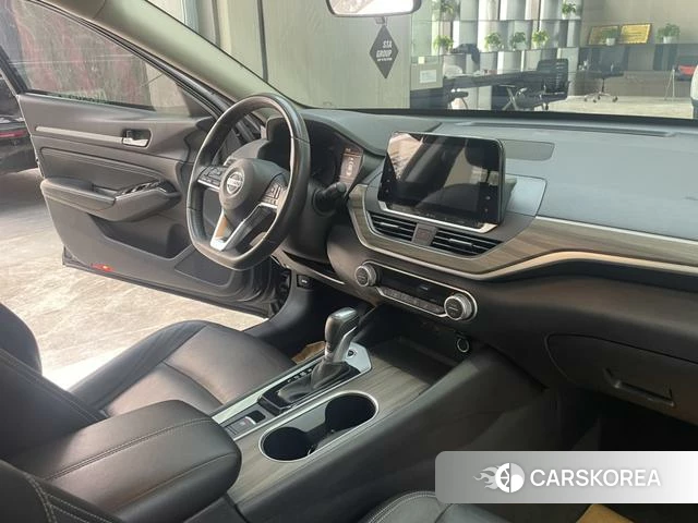 Nissan Altima 2021 Черный из Китая, фото 2