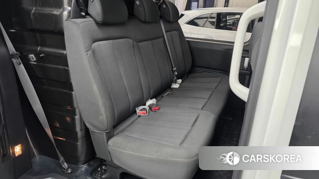 Hyundai Staria 2022 Белый из Кореи, фото 2