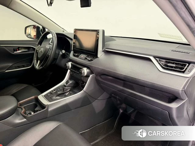 Toyota RAV4 2021 Белый из Китая, фото 2