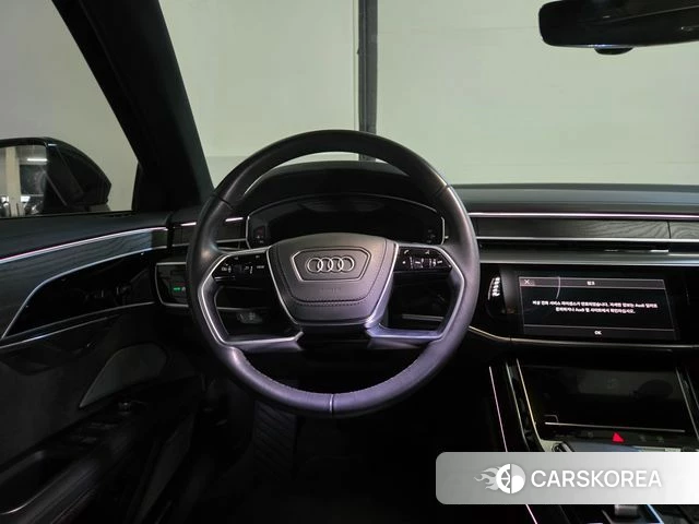 Audi A8 (D5) 2023 Черный двухцветный из Кореи, фото 2