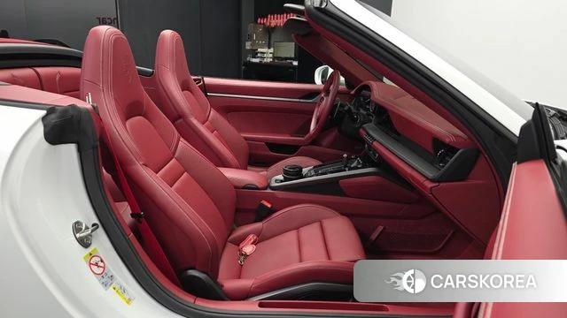 Porsche 911(992) 2024 Белый из Кореи, фото 2
