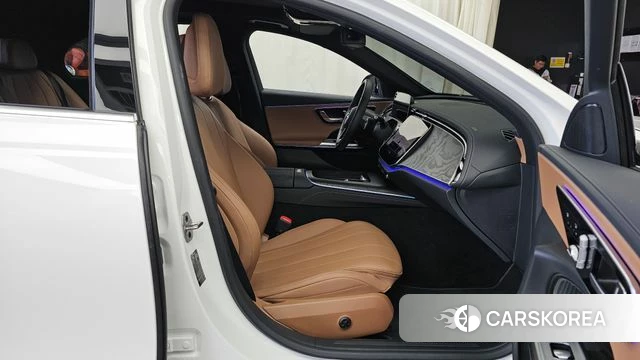 Mercedes-Benz E-Class W214 2025 Белый из Кореи, фото 2