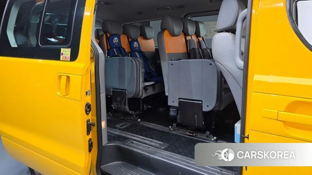 Hyundai Grand Starex 2018 Желтый из Кореи, фото 2