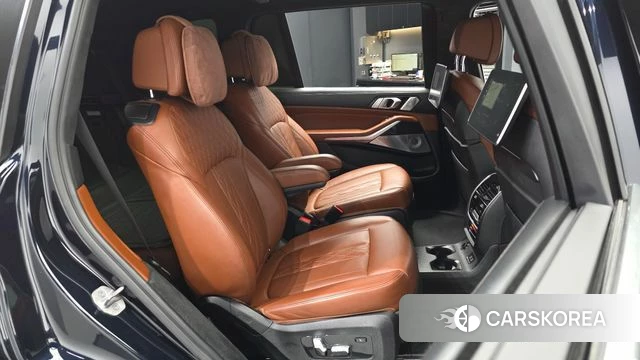 BMW X7 (G07) 2021 Черный из Кореи, фото 2