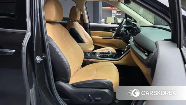 Kia Carnival 4th generation 2022 Серый из Кореи, фото 2
