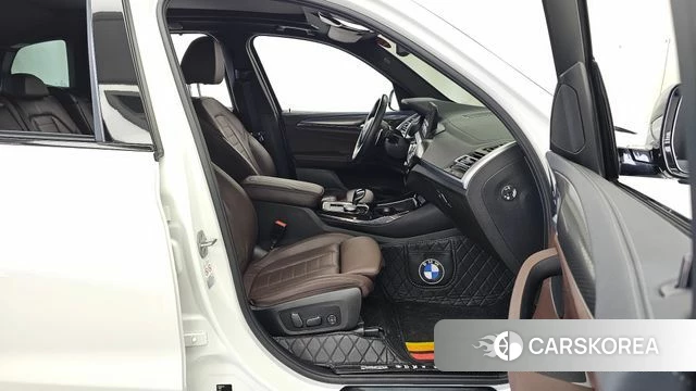 BMW X3 (G01) 2024 Белый из Кореи, фото 2
