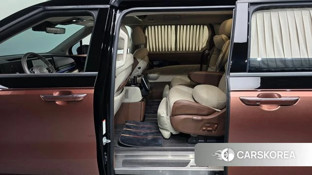 Kia The New Carnival 4th Generation 2024 Коричневый двухцветный из Кореи, фото 2