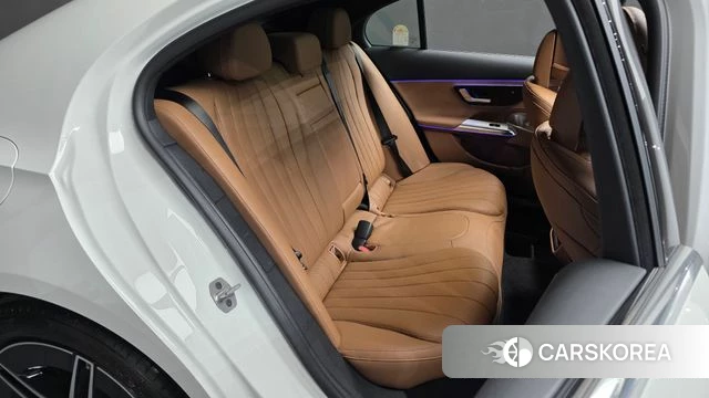 Mercedes-Benz E-Class W214 2026 Белый из Кореи, фото 2