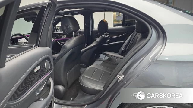 Mercedes-Benz E-Class W213 2020 Серый из Кореи, фото 2