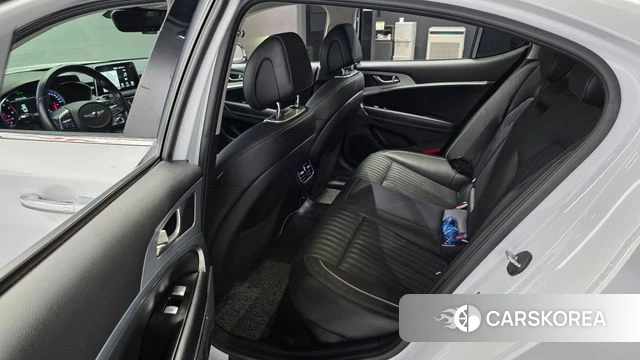 Genesis G70 2018 Белый из Кореи, фото 2