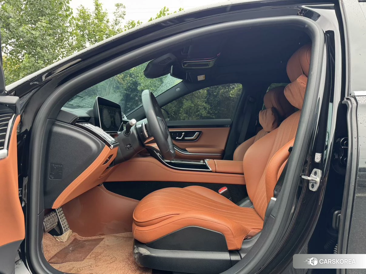 Mercedes-Benz S-Class 2023 Черный из Китая, фото 2
