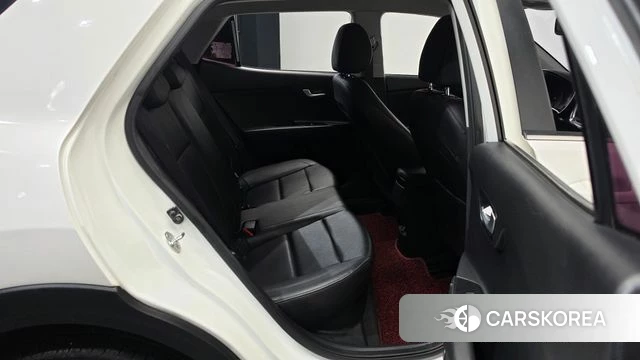 Kia Stonic 2018 Белый из Кореи, фото 2