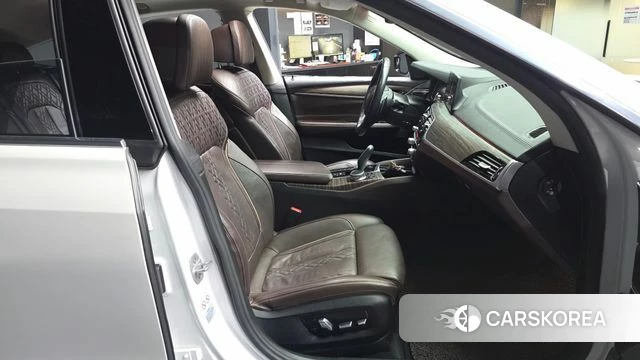 BMW 6 Series GT (G32) 2018 Белый из Кореи, фото 2