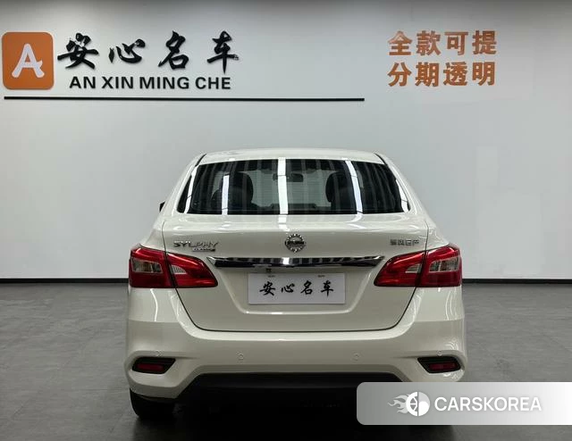 Nissan Sylphy 2021 Белый из Китая, фото 2