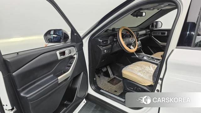 Ford Explorer 6th Generation 2020 Белый из Кореи, фото 2