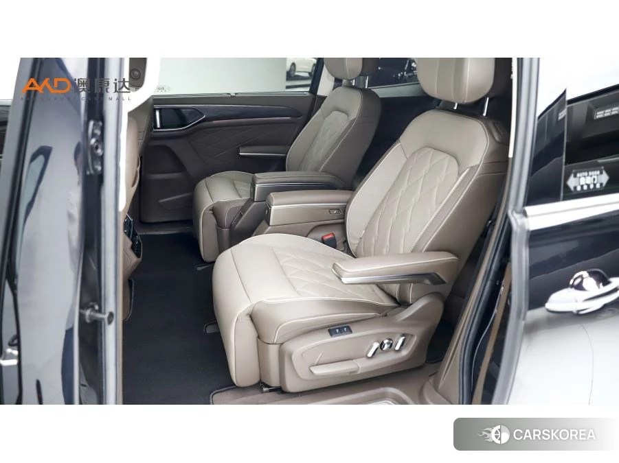 Volkswagen Viloran 2023 Черный из Китая, фото 2