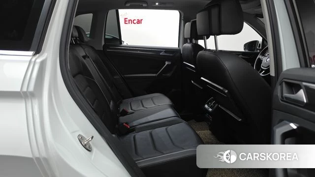 Volkswagen Tiguan second Generation 2020 Белый из Кореи, фото 2