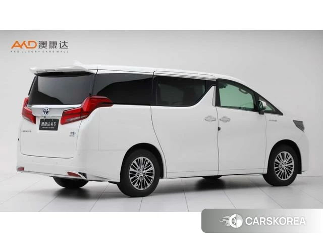 Toyota Alphard 2023 Зеленый из Китая, фото 2