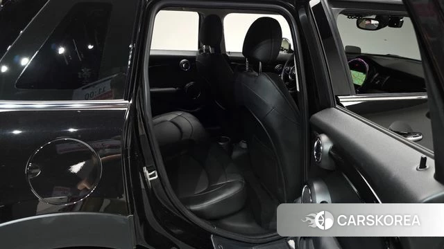 Mini Cooper 2020 Черный из Кореи, фото 2