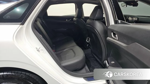 Kia K5 3rd generation 2022 Белый из Кореи, фото 2