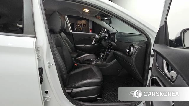 Hyundai Kona 2018 Белый из Кореи, фото 2