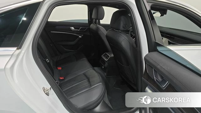 Audi A6 (C8) 2019 Белый из Кореи, фото 2