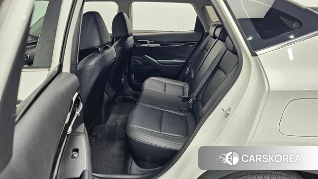 Kia Seltos 2022 Белый из Кореи, фото 2